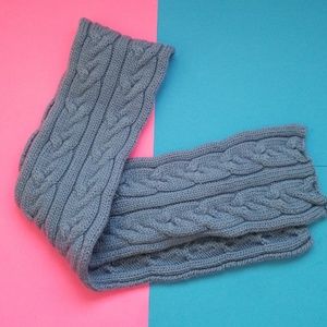 NWOT Cable Knit Scarf